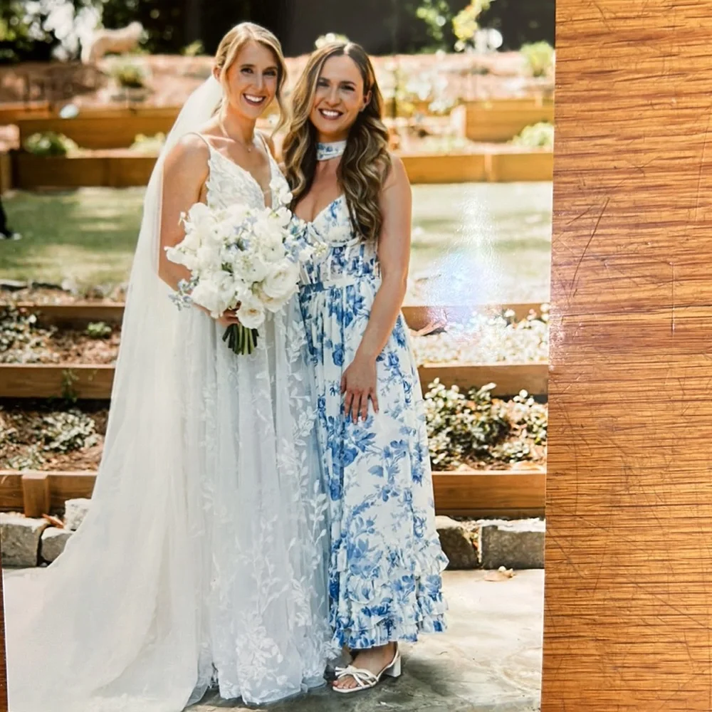 V Chapman Carmen Corset Front Slit Gown. Size 4. - Picture 8 of 9